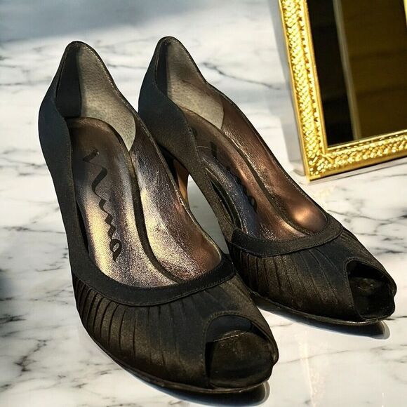 Nina Womens Size 7.5 M‎ Black Stiletto High Heels Peep Toe Satin Shoes Dressy - Picture 1 of 9